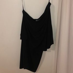 Jessica Simpson black dress